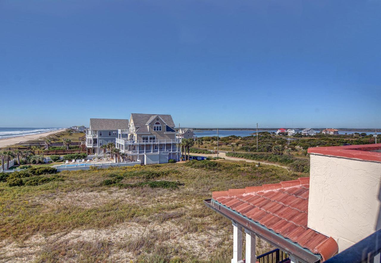 Villa Capriani Apartment North Topsail Beach Exterior photo